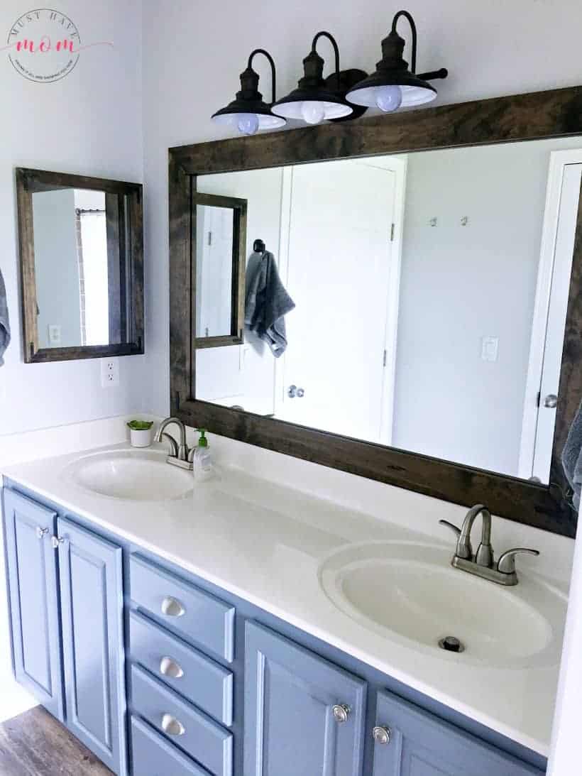 15 DIY Vanity Mirrors For A Custom Look