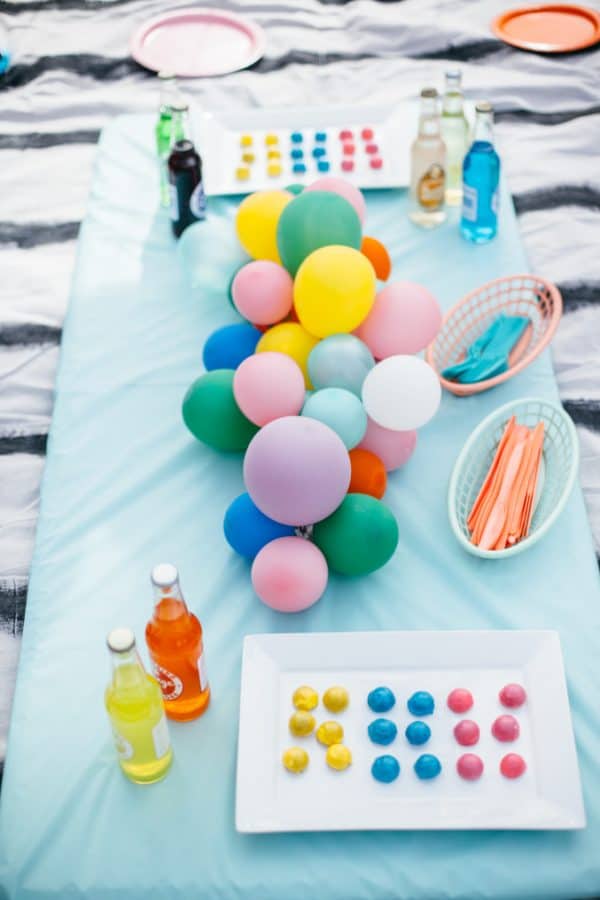 35 DIY Balloon Decor For A Festive Event